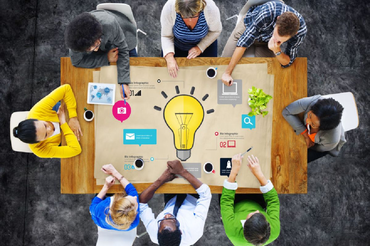 Is Online or In-Person More Creative Banner